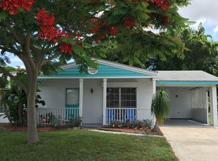 313 NE Bracken Rd, Port Saint Lucie, FL 34983