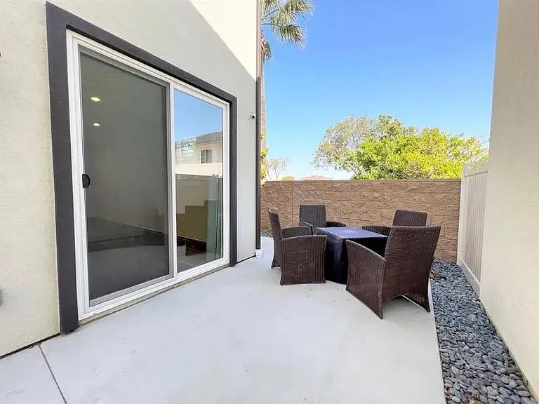 1213 Reef Ln #1 — Photo 11
