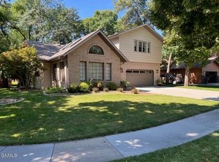 750 Augsburg Ave, Bismarck, ND 58504