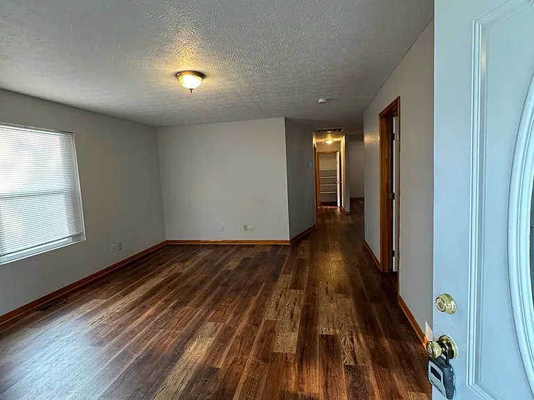 1616 Edgecombe Ave — Photo 3