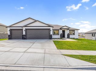 6629 W 29th Ct, Kennewick, WA