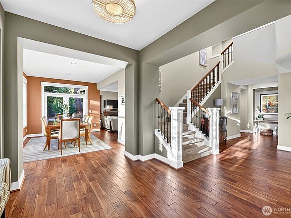 4th image of 16430 SE 61st Place