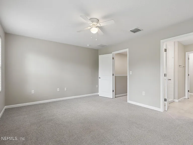 5988 Creekside Crossing Dr — Photo 15
