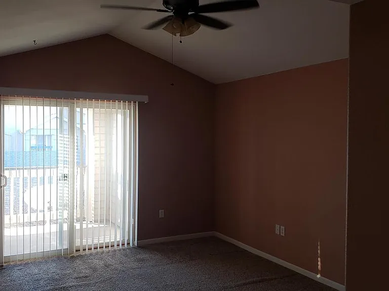 1146 Opal St #202 — Photo 7