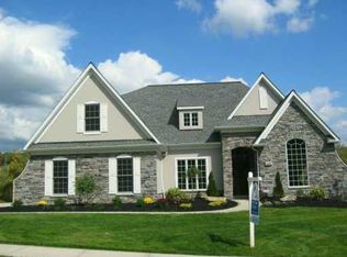 104 Saddle Ridge Dr, Oakdale, PA 15071