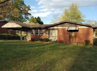 2711 Clement St, Winston Salem, NC 27127