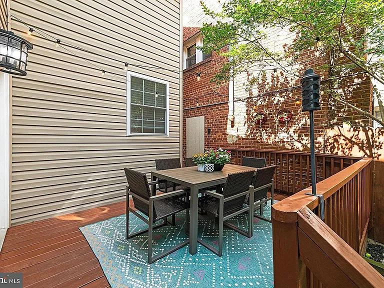 2219 Kearny St NE — Photo 25