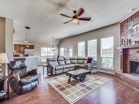 5th image of 1602 Timber Brook Dr