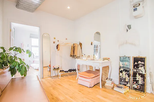 Rented by Nolita Group | media 2