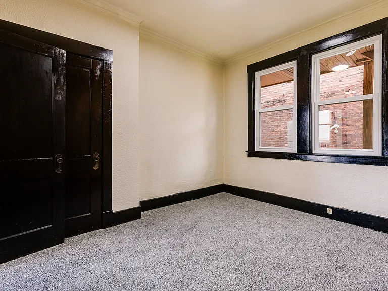 609 E Warrington Ave #1 — Photo 13