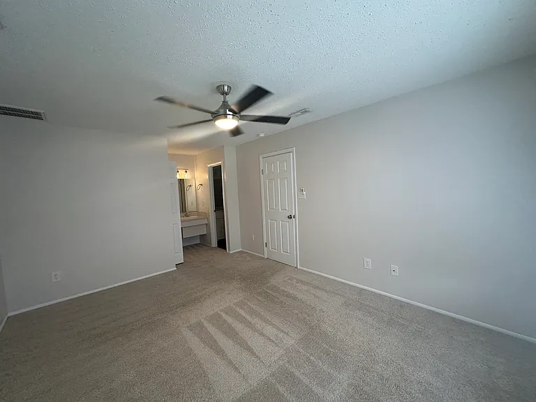 314 Thalia Station Ct — Photo 15
