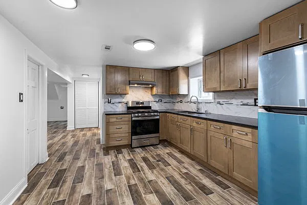 2 bed, 900 sqft, $1,550 — Photo 4