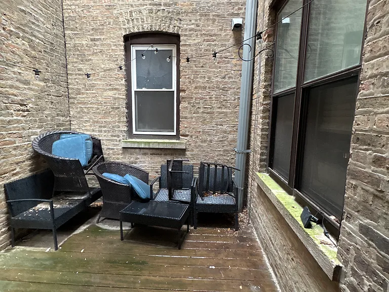 2743 N Hampden Ct #1E — Photo 2