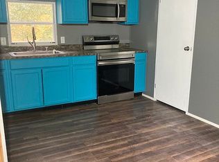 10 Daffodil Ln, Makanda, IL 62958