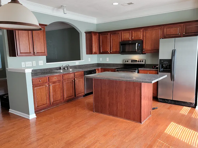 9370 Greenheather Dr — Photo 5