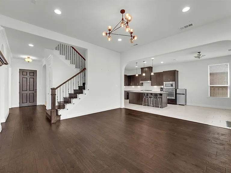 3481 Starling Dr — Photo 9