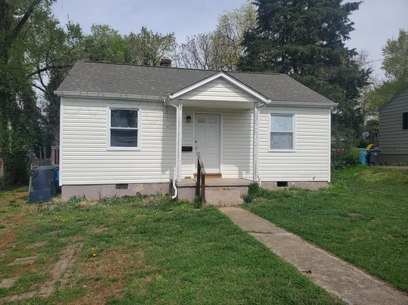 717 Hershberger Rd NW, Roanoke, VA 24012