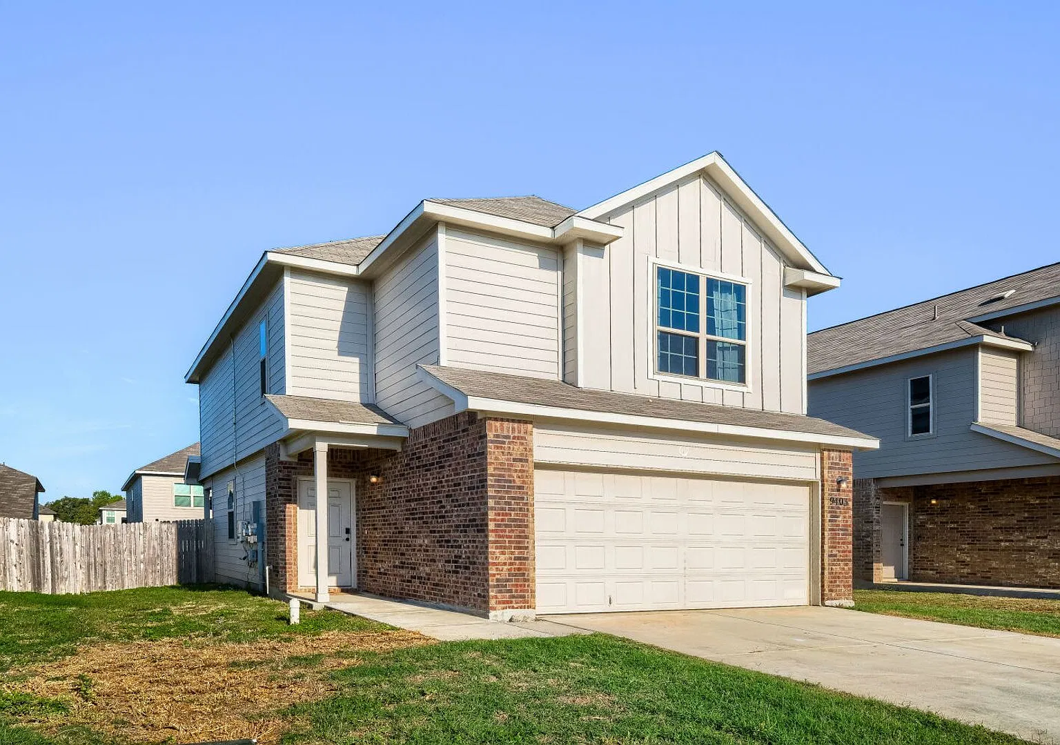 Southside home available now! 3 bedrooms, open floor plan less than 10 miles from the Toyota plant — Photo 1