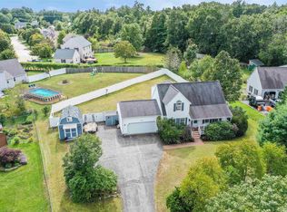 72 Mast Rd, Dover, NH 03820