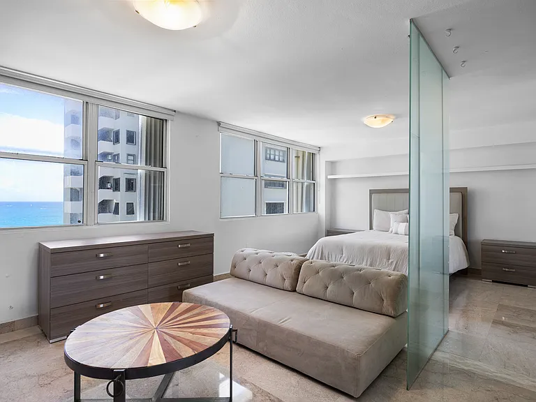 54 Kings Ct #7A — Photo 12