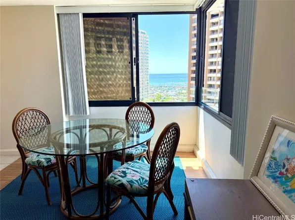 343 Hobron Ln APT 1704, Honolulu, HI 96815
