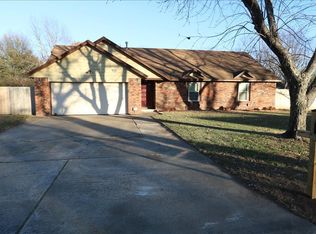 8305 S Kalanchoe Ave W, Broken Arrow, OK 74011