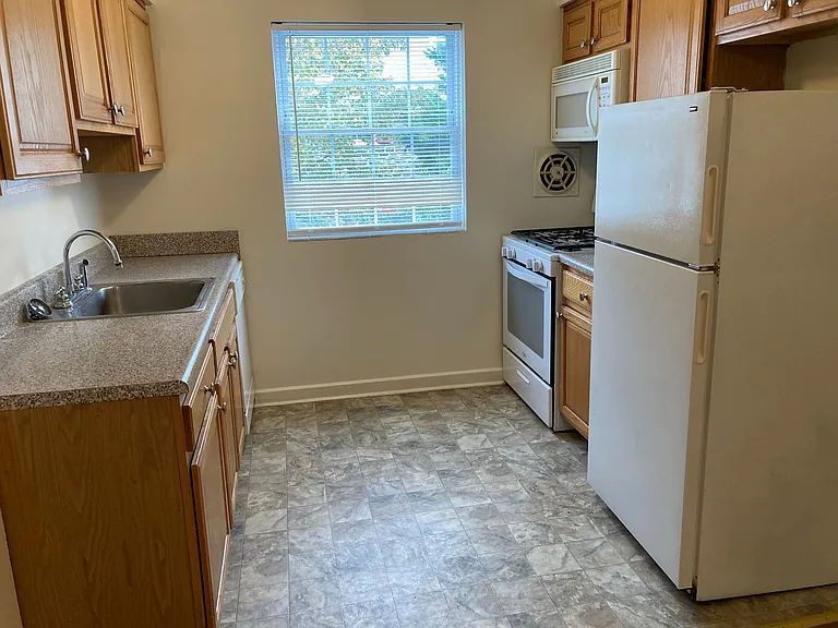 101 Valley Rd — Photo 18