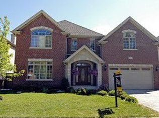 7013 Wilson Ter, Morton Grove, IL 60053