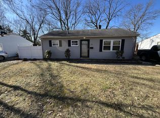 330 Hummingbird Ln, Lexington, KY 40503