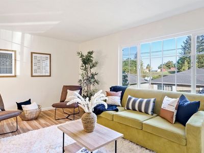 1674 East Ave, Hayward, CA, 94541