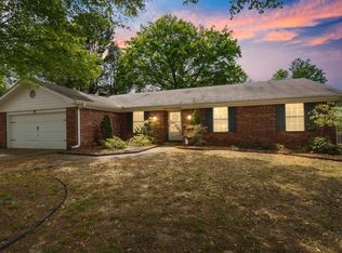 18 Fair Oaks Dr, Conway, AR 72034