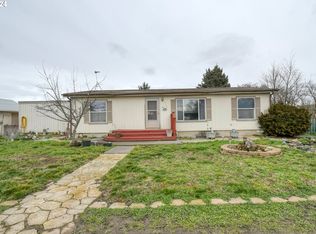 406 Aurora St, Helix, OR 97835