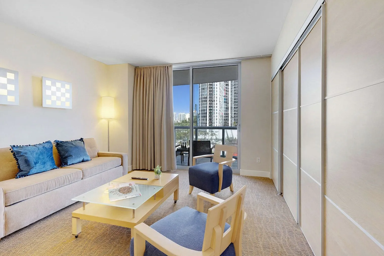 1 bed, 1.0 bath, 678 sqft, $3,797 — Photo 1