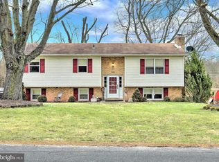 306 Kohler Mill Rd, New Oxford, PA 17350