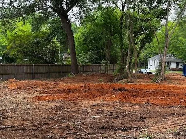 1609 Elysian Fields Ave, Marshall, TX 75670