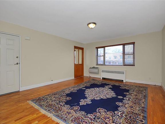 5th image of 8975 15th Ave #2B