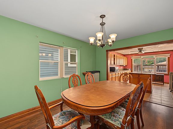 4th image of 9860 S Avenue H
