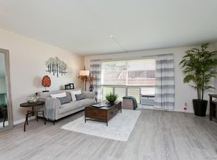 2819 Kaonawai Pl APT 2C, Honolulu, HI 96822