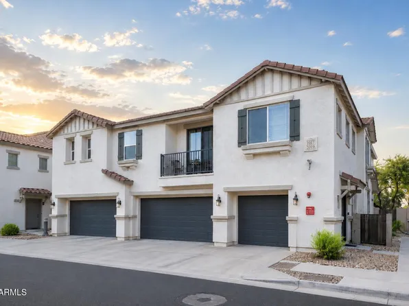 3064 E DUNBAR Drive, Phoenix, AZ 85042