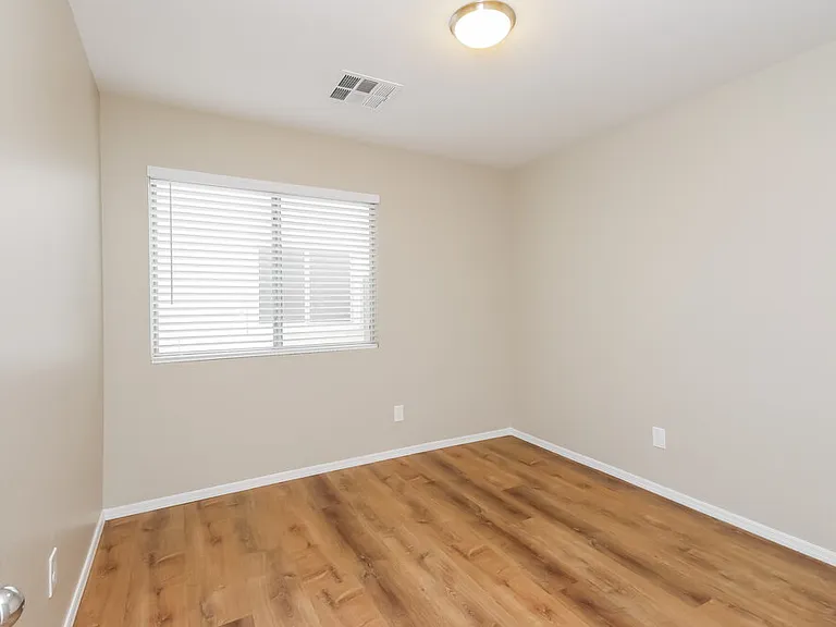 2049 W Gold Mine Way — Photo 14