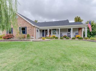 19 Connemara Rd, Saint Peters, MO 63376