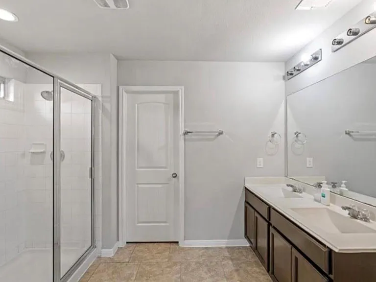 9514 Matilda Creek Ct — Photo 11