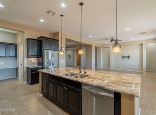 4241 W Golden Ranch Pl, Marana, AZ 85658