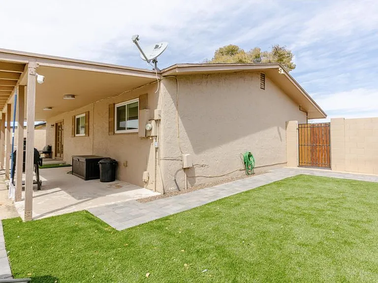1823 E Brookdale St — Photo 38