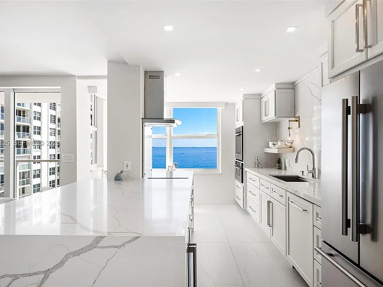 4300 N Ocean Blvd #15D — Photo 7