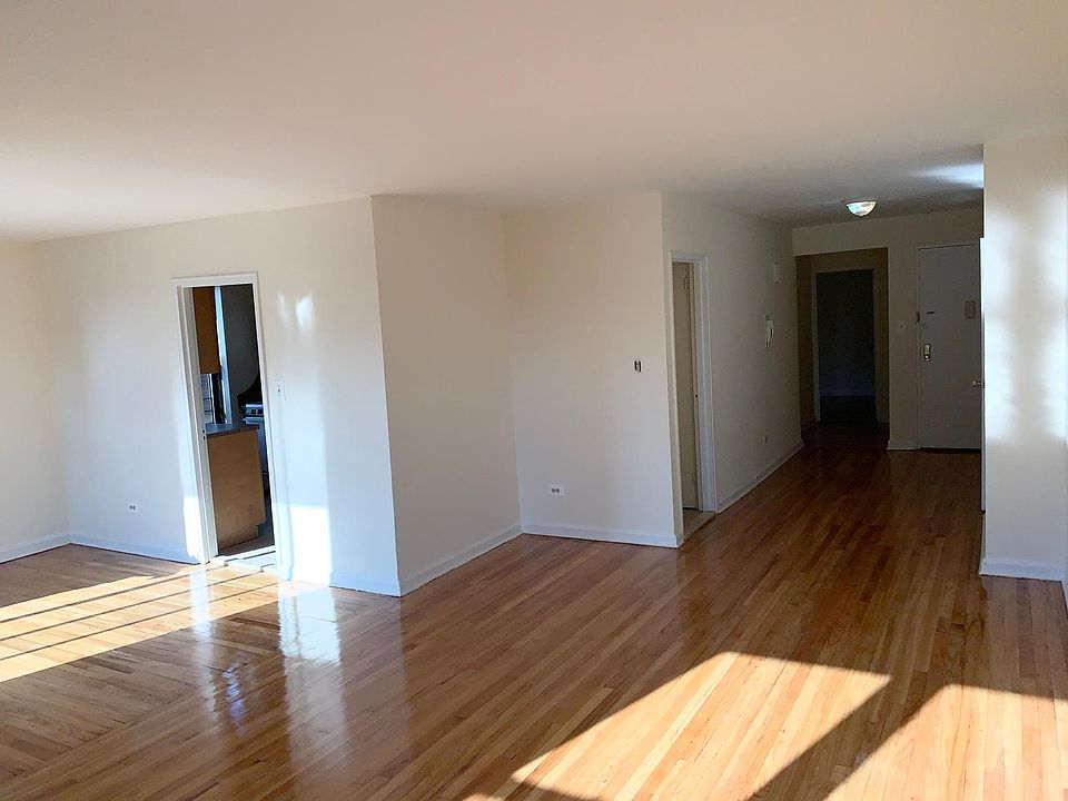 1st image of 14445 35th Ave APT 6T