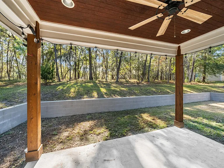 110 Lords Cir — Photo 22