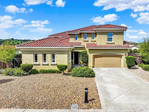 160 Rolling Sage Circle, Vacaville, CA 95688