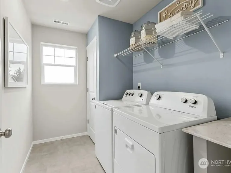 1430 SW Fielder Pl — Photo 21