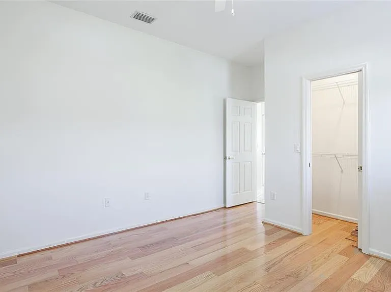 534 Oak Bay Dr — Photo 28